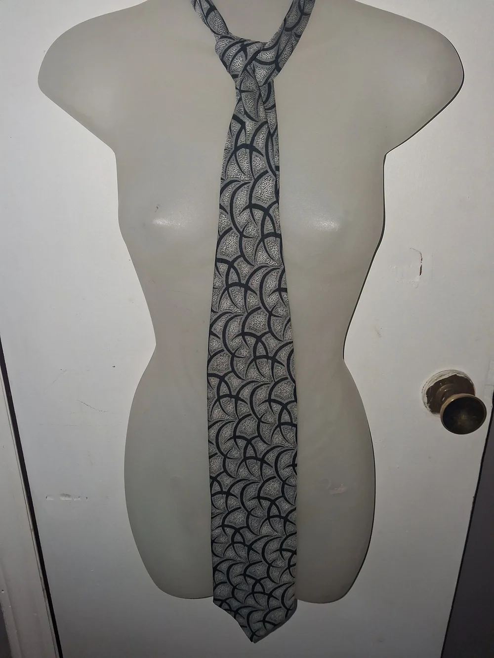 Giorgio Armani Cravette Navy and Silver Geometric Silk Tie